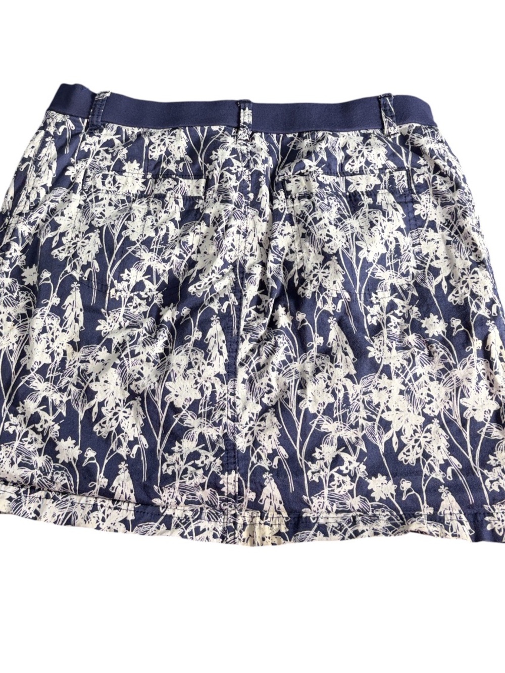 Lee Navy and White Floral Skort